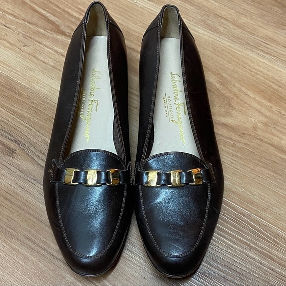 Salvatore Ferragamo Shoes - Vintage Salvatore Ferragamo Boutique Gancini Dark Brown Loafers Size Size 8.5 B